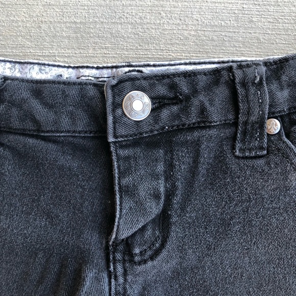 Max Rave Jean Shorts - Picture 3 of 4
